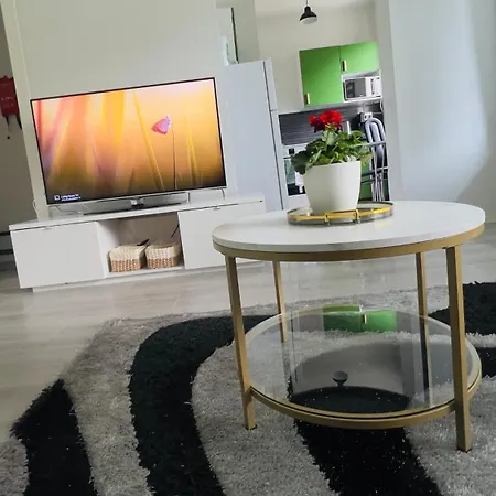 Helmi Haven Modern Myyrmaeki 15 Min To Airport ヴァンター